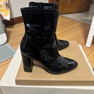 Steve Madden Glossy Black Heeled Boots